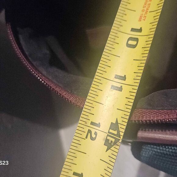 American Tourister Train Case Forest Green and Leather Soft sided 12x8"x8" - Picture 6 of 10